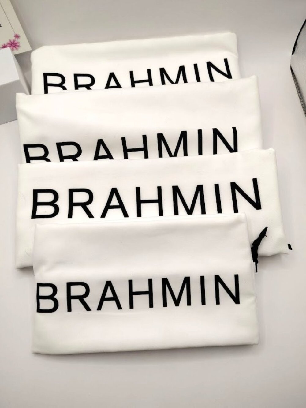 Set of 4 Brahmin dust bags, NEW, 3 Large , 1 Medium - Picture 2 of 2